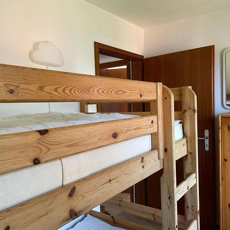 Ferienwohnung-Nils-Holgerson-Mit-Balkon-Zwischen-Strand-Wald-Wiese-Im-Suedosten-Der-Insel-Ruegen Gustow  外观 照片