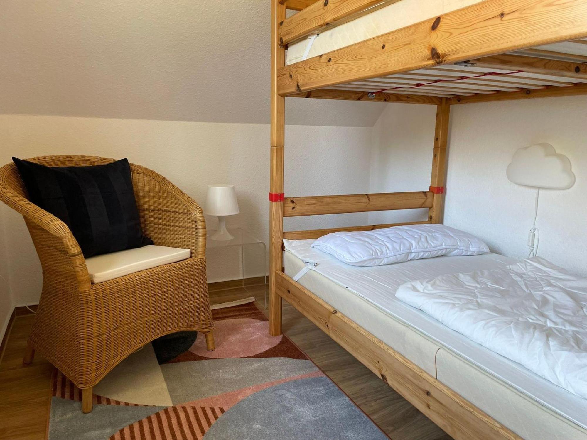 Ferienwohnung-Nils-Holgerson-Mit-Balkon-Zwischen-Strand-Wald-Wiese-Im-Suedosten-Der-Insel-Ruegen Gustow  外观 照片
